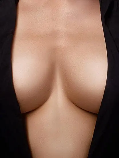 Paul Wilson Aesthetics - Augmentation Mastoplexy Benefits 1