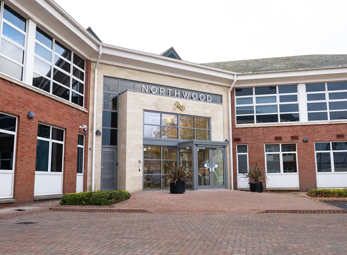 Paul Wilson Aesthetics - Northwood Hospital