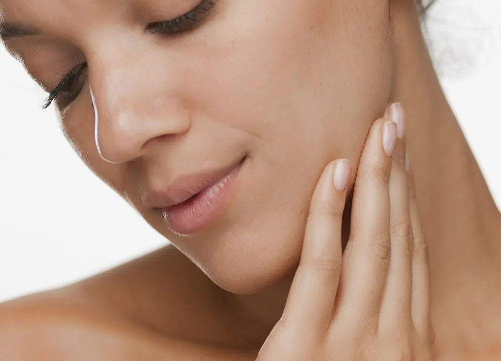 Sagging Jowls | Sagging Jowls Treatment | How to Stop Sagging Jowls